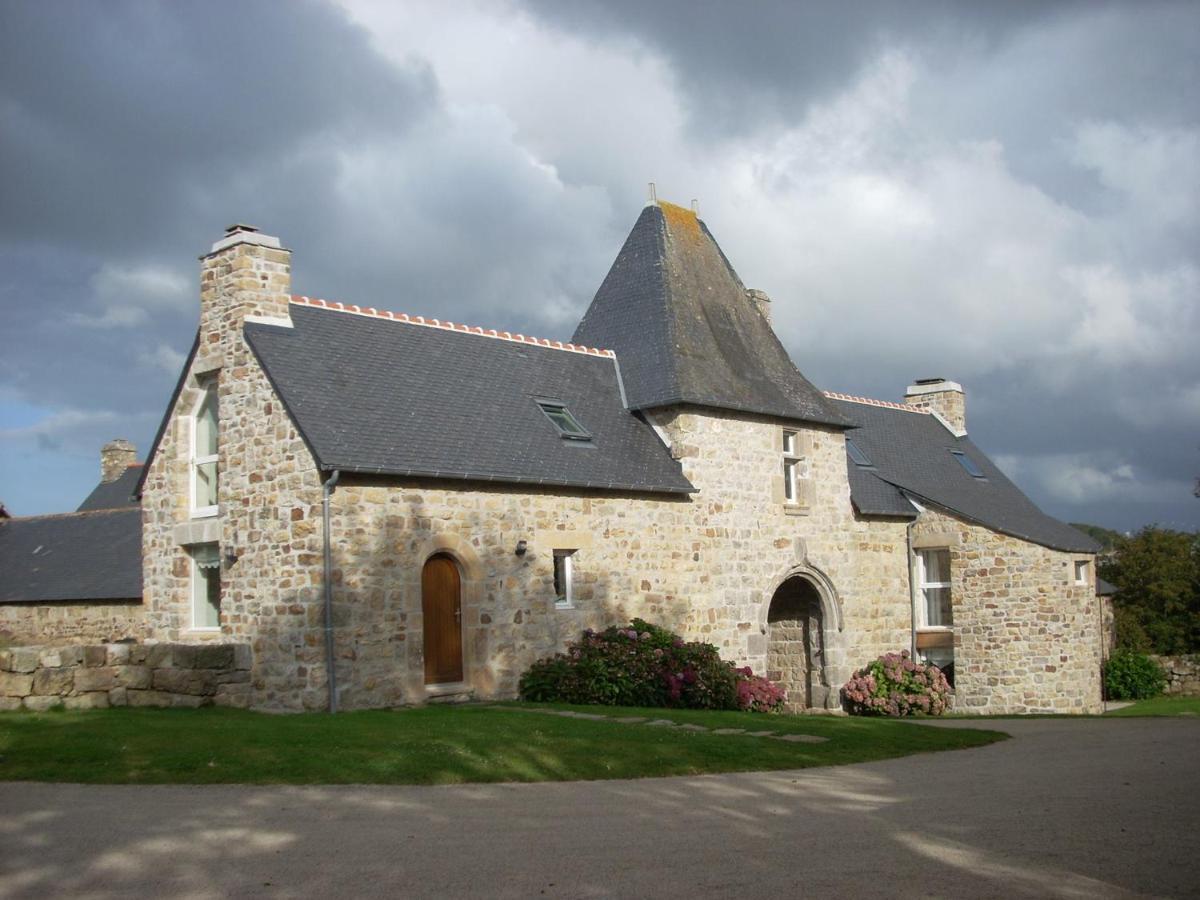 Gites Du Manoir De Goandour クロゾン エクステリア 写真