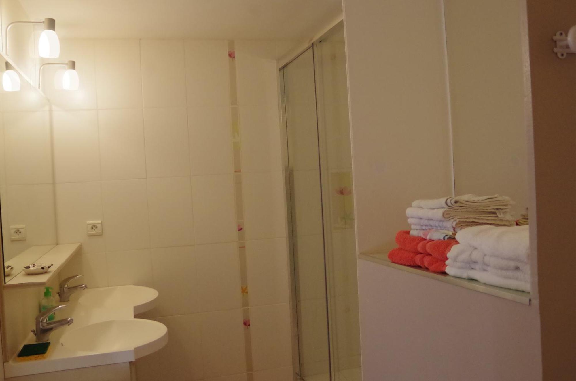 Gites Du Manoir De Goandour クロゾン 部屋 写真